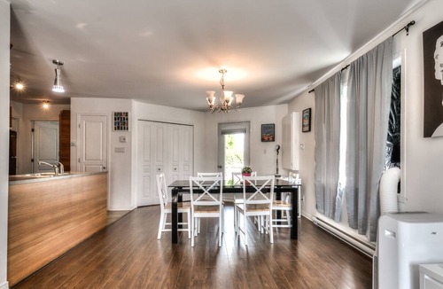Brossard Apartment | Lovely 2-bedroom Apt. in DIX30 close to DT
