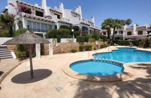 Cabo Roig House | Lovely 2 Bedroom Bungalow in Beautiful Cabo Roig