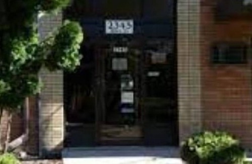 Lansing Condo | Lovely 2 Bedroom Condo With Pool