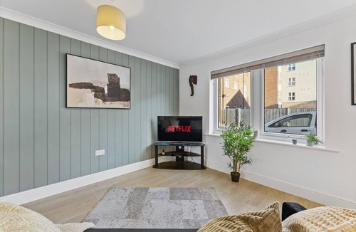 Warwick House | Lovely 2-bedroom in Warwick