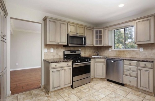 Keansburg House | Lovely 2 Bedroom