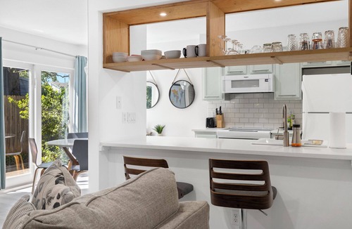 Crestview Condo | Lovely 2-br Townhome in Crestview! Ideal WFH Setup