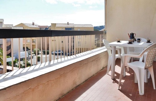 La Faviere Apartment | Lovely 2-room apt for 4 in Bormes-les-Mimosas, beachfront