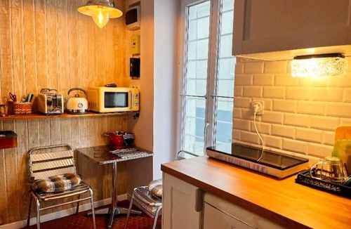 Montmartre Apartment | Lovely 2 room flat Paris Montmartre