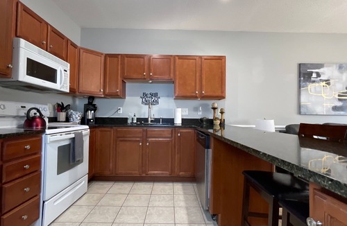 Johnson City House | Lovely 2BR Townhome | Garage + Top Amenities
