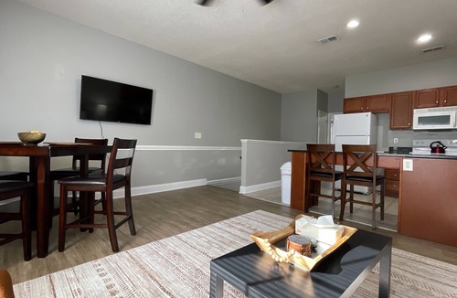 Johnson City House | Lovely 2BR Townhome | Garage + Top Amenities