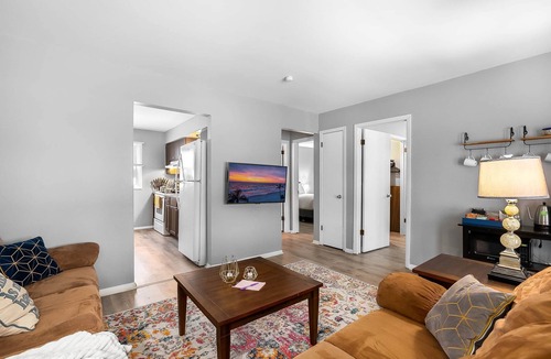 Mendota Apartment | Lovely 3 BD Apt. J | Ground Floor, Great Coffee!