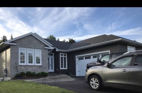 Grand Bay-Westfield Apartment | Lovely, 3 bedroom apartment with all of the comforts of home