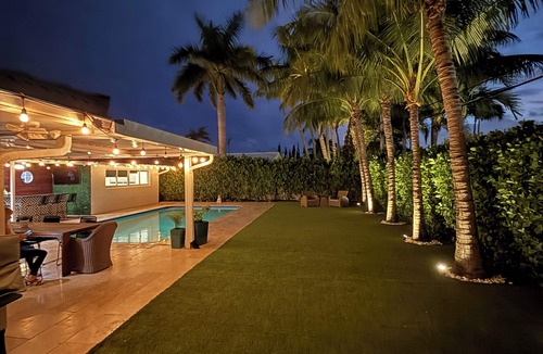 Lighthouse Point House | Lovely 3-bedroom house with heated pool in pleasant Lighthouse Point