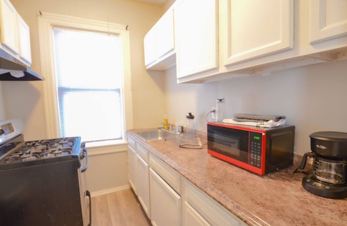 Smith Hill Apartment | Lovely 3 bedroom apartment V