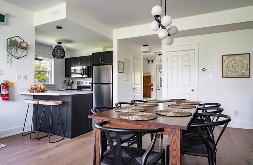The Blue Mountains House | Lovely 3 Bedroom Condo With Stunning Views
