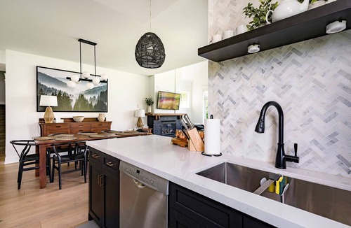 The Blue Mountains House | Lovely 3 Bedroom Condo With Stunning Views