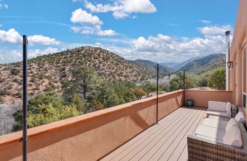Rio en Medio House | Lovely 3-bedroom house in Santa Fe