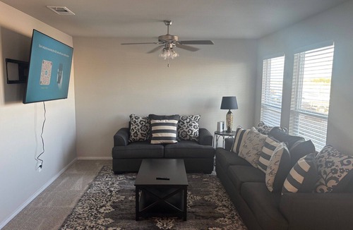 Odessa House | Lovely 3-bedroom house with AC in charming Odessa