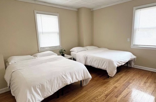 Valley Stream Apartment | Lovely 3-bedroom apartment