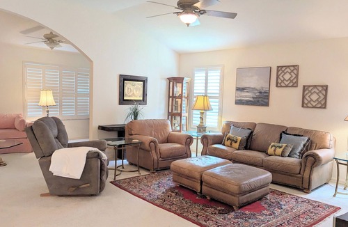 Virginia Trace House | Lovely 3 Bedroom, walkable to Sumter Landing Square