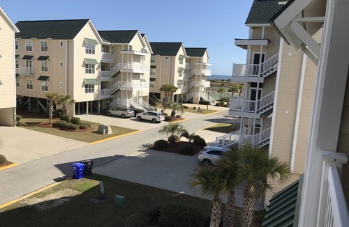 Ocean Isle Beach Condo | Lovely 4 Bed/4 Bath Pet-Friendly Villa, short walk to beach on west end of OIB