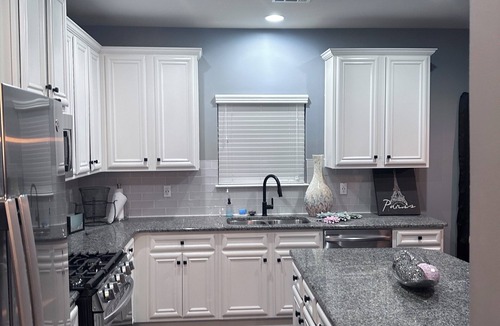 Conyers House | Lovely 4 Bedroom, 3 Bath Oasis