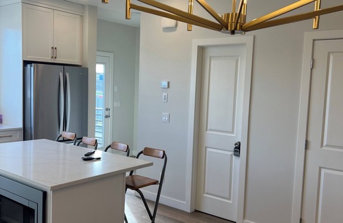 Southwest Calgary House | Lovely 4 Bedroom House