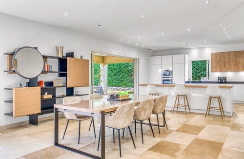 Les Baraques Villa | Lovely 4-bedroom villa with pool in Mougins