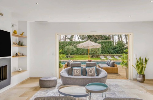 Les Baraques Villa | Lovely 4-bedroom villa with pool in Mougins