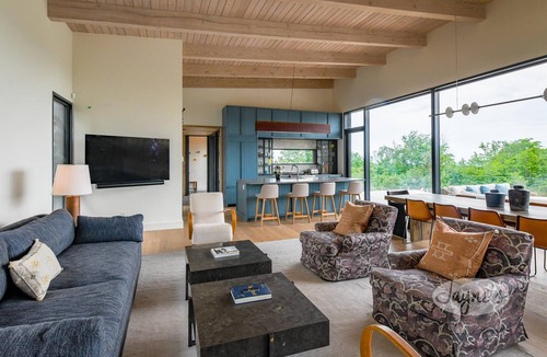 Creemore Other | Lovely 5bdrm 3bath modern home in Creemore!