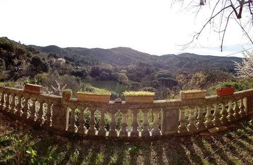 Monoblet Cottage | Lovely 6-bedroom cottage in Monoblet Piemont Cévenole with stunning views