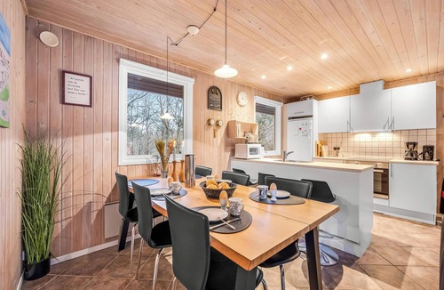 Lodbjerg Hede Cottage | Lovely 6-person cottage with outdoor sauna - 1007
