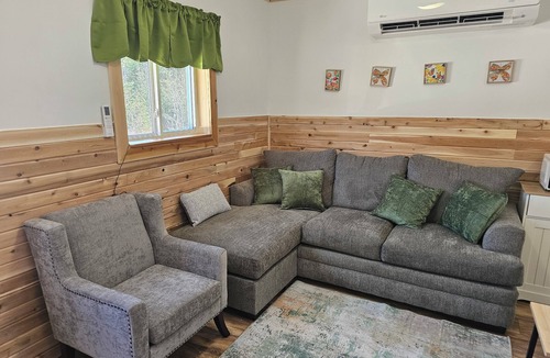 Littleton House | Lovely all new 2-bedroom cabin with T.V. & free internet in charming Littleton