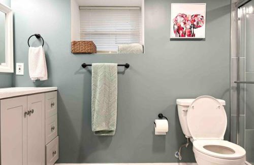 Montclair Apartment | Lovely and newly constructed downtown studio