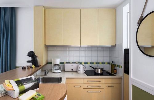 Neuville-sur-Ailette House | Lovely apartment in villa for 6 people with WIFI, pool, hot tub, TV, terrace and parking