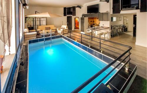 Saint-Bonnet-le-Chateau Apartment | Lovely Apartment In Saint-Bonnet-Le-Châtea