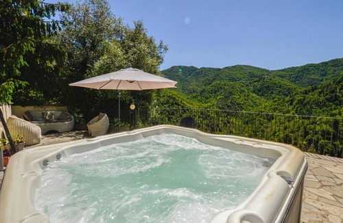 Carcheto-Brustico Apartment | Lovely apartment in CARCHETO BRUSTICO