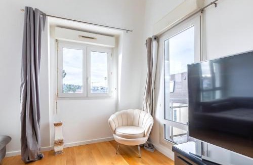 Issy-les-Moulineaux Apartment | Lovely apartment near Paris - Issy