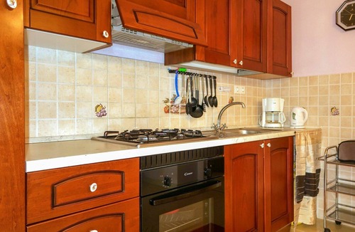 Pinezici Apartment | Lovely apartment for 5 guests with A/C, WIFI, TV and patio