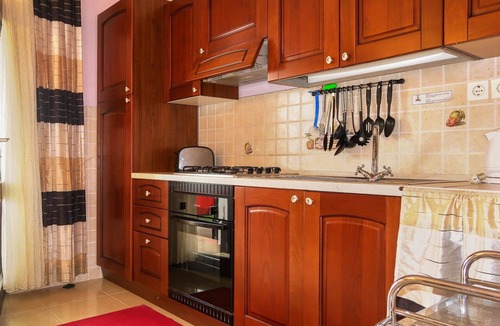 Pinezici Apartment | Lovely apartment for 5 guests with A/C, WIFI, TV and patio