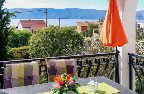 Pinezici Apartment | Lovely apartment for 5 guests with A/C, WIFI, TV and patio