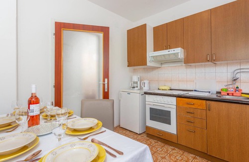 Draga Bascanska Apartment | Lovely apartment in Draga Bascanska