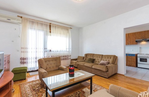 Novi Vinodolski Apartment | Lovely apartment in Novi Vinodolski with WiFi