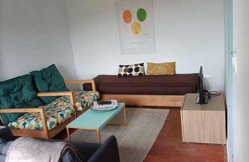 Guise Apartment | Lovely apartment at the Familistère de Guise. 2 bedrooms, living room with kitchen