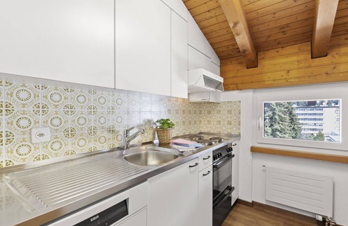 Lenzerheide Apartment | Lovely apartment for 5 guests with WIFI, TV, balcony and pets allowed