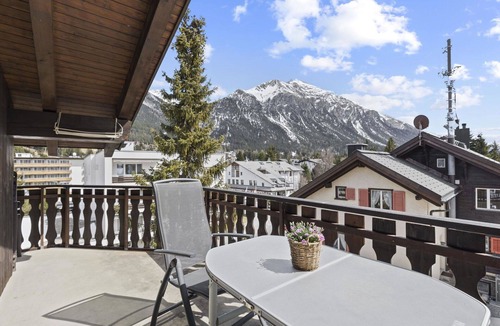 Lenzerheide Apartment | Lovely apartment for 5 guests with WIFI, TV, balcony and pets allowed