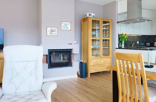 Ronco sopra Ascona Apartment | Lovely apartment for 4 guests with WIFI, TV, balcony, pets allowed and panoramic view