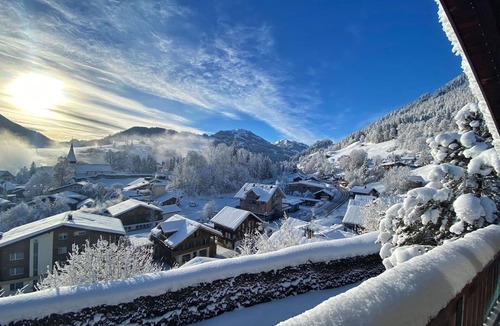 Zweisimmen Apartment | Lovely apartment for 6 people with WIFI and balcony
