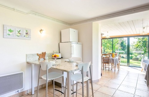 Daoulas Apartment | Lovely apartment for 2 people with WIFI, TV and pets allowed