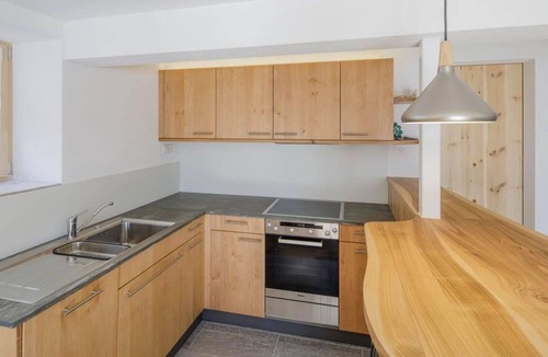 Grisons Apartment | Lovely apartment for 2 guests with TV