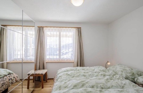 Grisons Apartment | Lovely apartment for 2 guests with TV