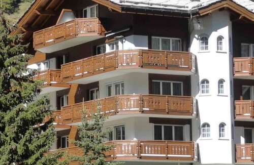 Saas-Fee Apartment | Lovely apartment for 2 people with WIFI, TV and balcony