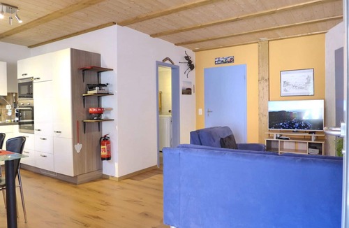 Boenigen Apartment | Lovely apartment for 3 people with A/C, WIFI, TV and terrace