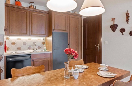 Parpan Apartment | Lovely apartment for 3 people with TV and balcony